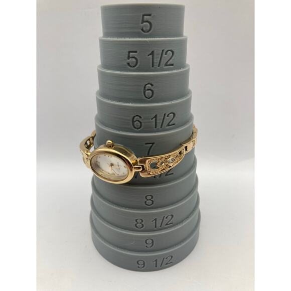 Elegant  Womens Quartz Watch Gold and Silver Tones Bracelet Style New Battery - Picture 7 of 7